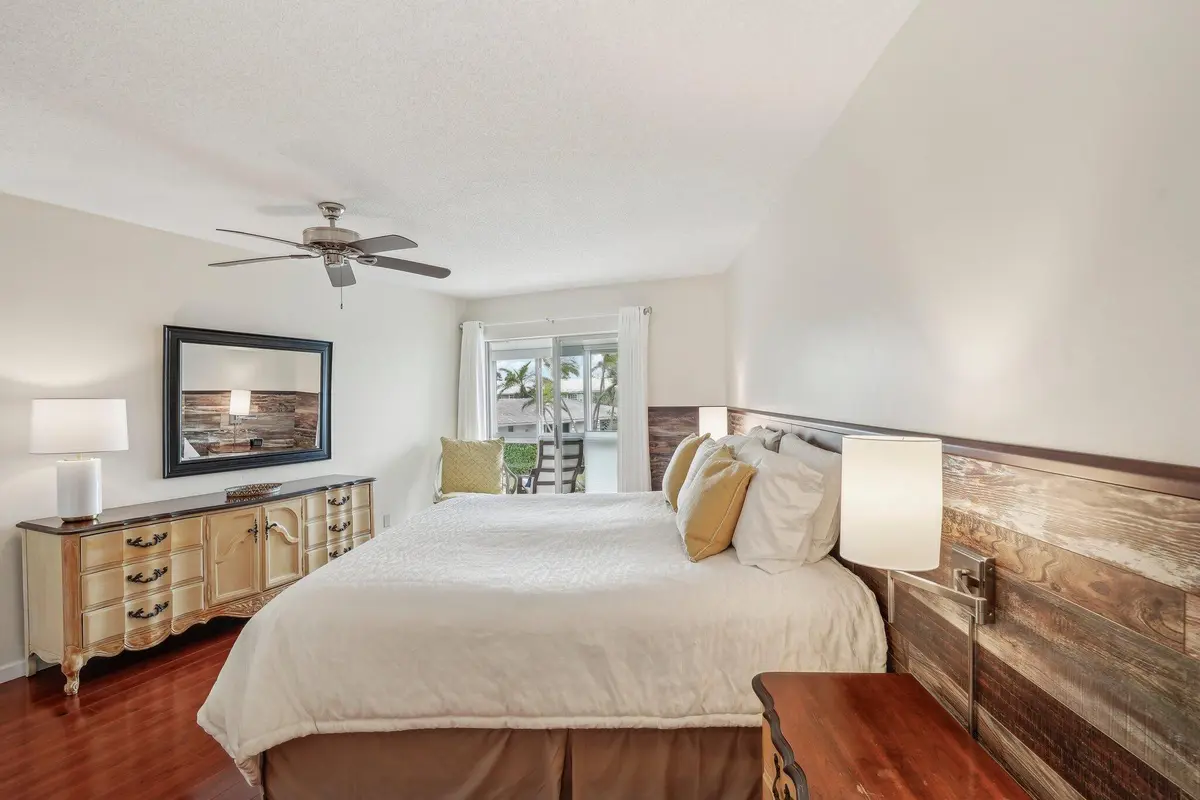 N Ocean Blvd 212-034 at 5540 N Ocean Boulevard 212, Ocean Ridge