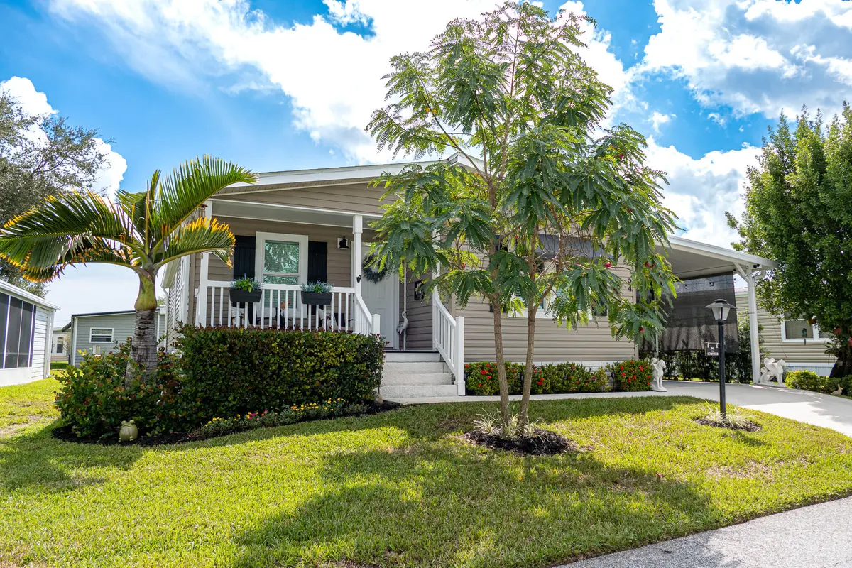 front 3 at 94 N North Warner Drive, Jensen Beach