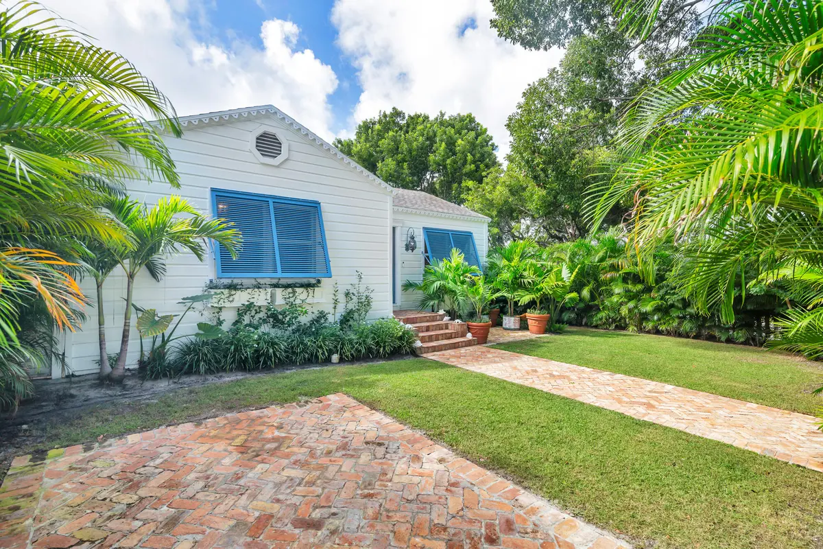 low-4 at 744 Avon Road, West Palm Beach