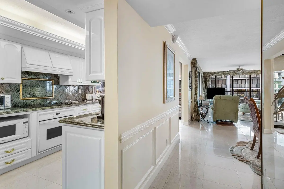 004-3440SouthOceanBoulevard-PalmBeach-FL at 3440 S Ocean Boulevard 508n, Palm Beach