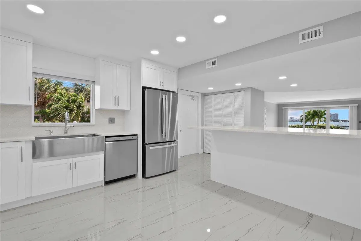 11-JLC_3811 at 3040 Lake Shore Drive 101, Riviera Beach