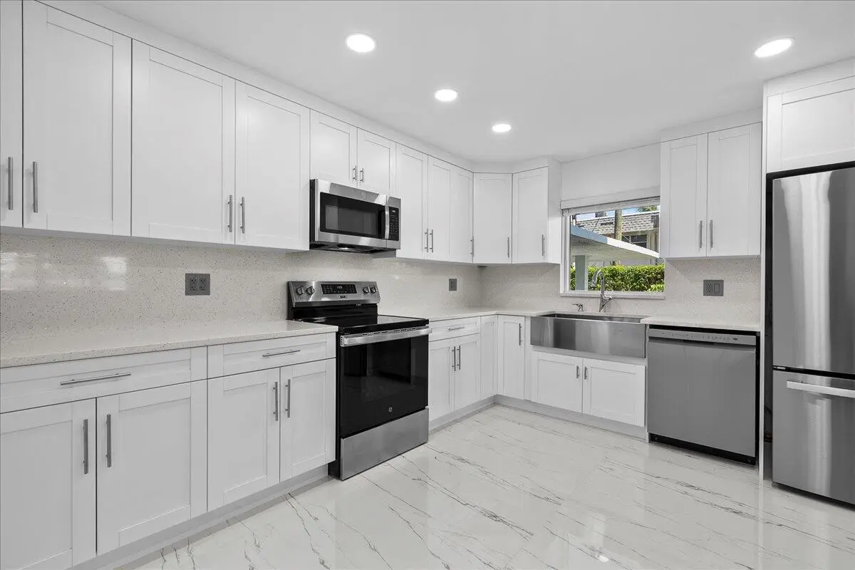 12-JLC_3816 at 3040 Lake Shore Drive 101, Riviera Beach