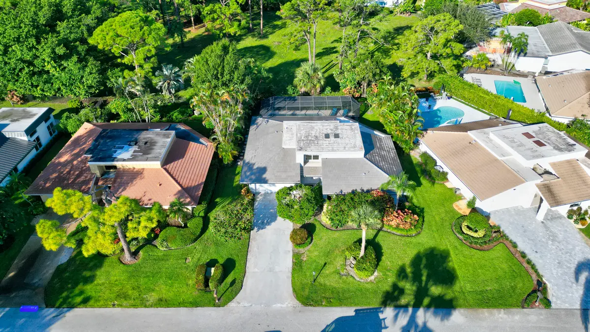 634 Lakewoode Cir w Delray Beach 33445-3 at 634 W Lakewoode Circle, Delray Beach