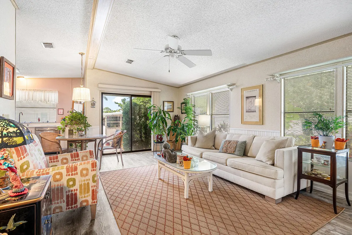 007-4WestCedarDrive-CD4-BrinyBreezes-FL- at 4 East Cedar Drive Cd, Briny Breezes