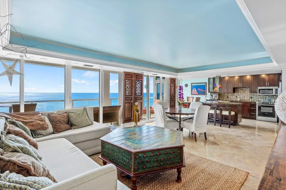 LR at 2800 S Ocean Boulevard 11c, Boca Raton