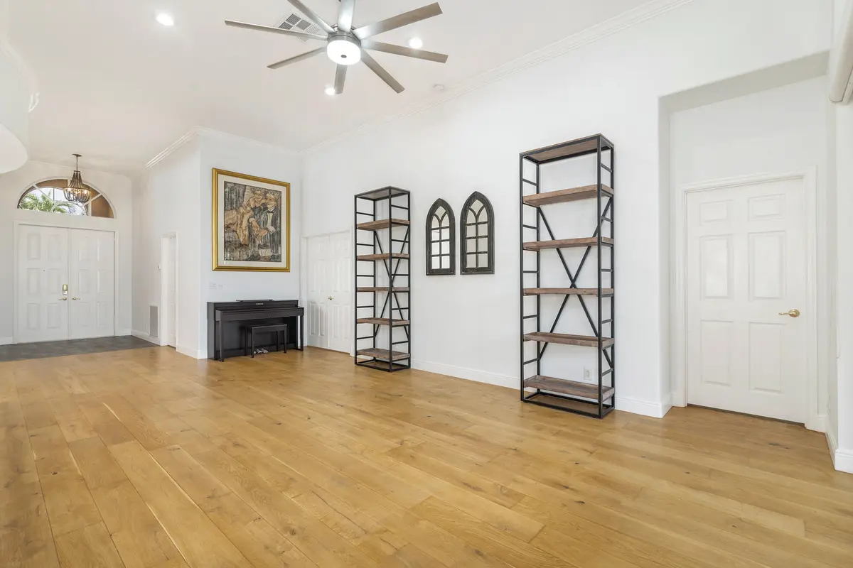 Family Room at 248 Palm Circle, Atlantis