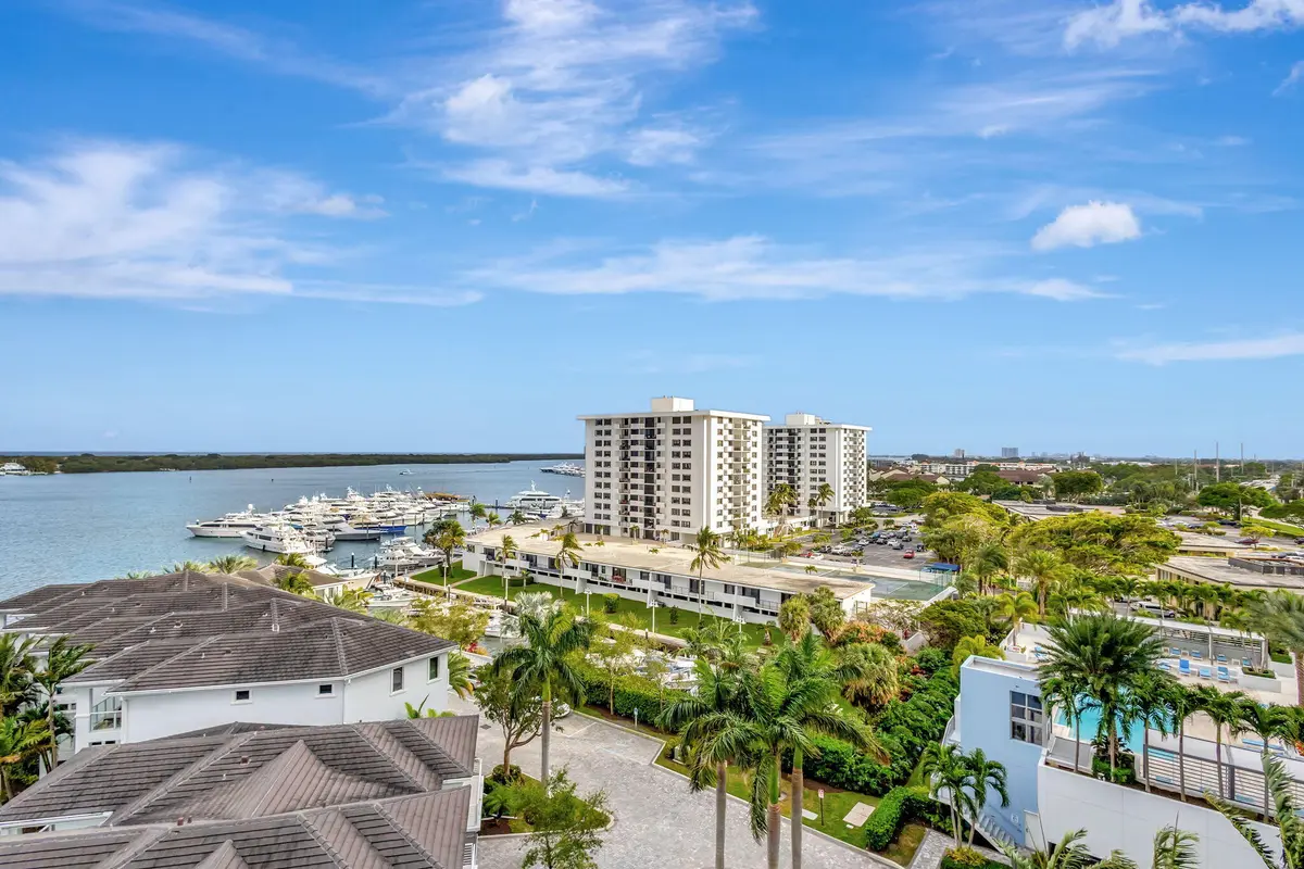 40-web-or-mls-5D1A9545 at 2 Water Club Way 802, North Palm Beach