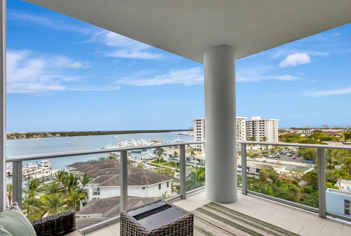 44-web-or-mls-5D1A9562 at 2 Water Club Way 802, North Palm Beach