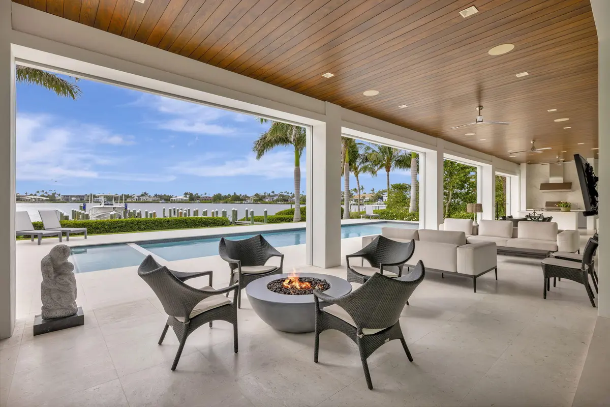 Patio at 6900 SE Harbor Circle, Stuart