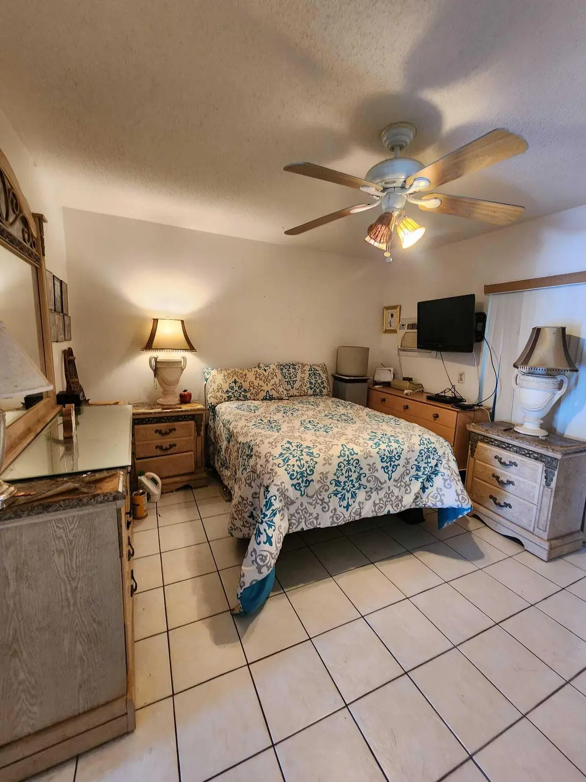 bedroom at 165 Camden G, West Palm Beach