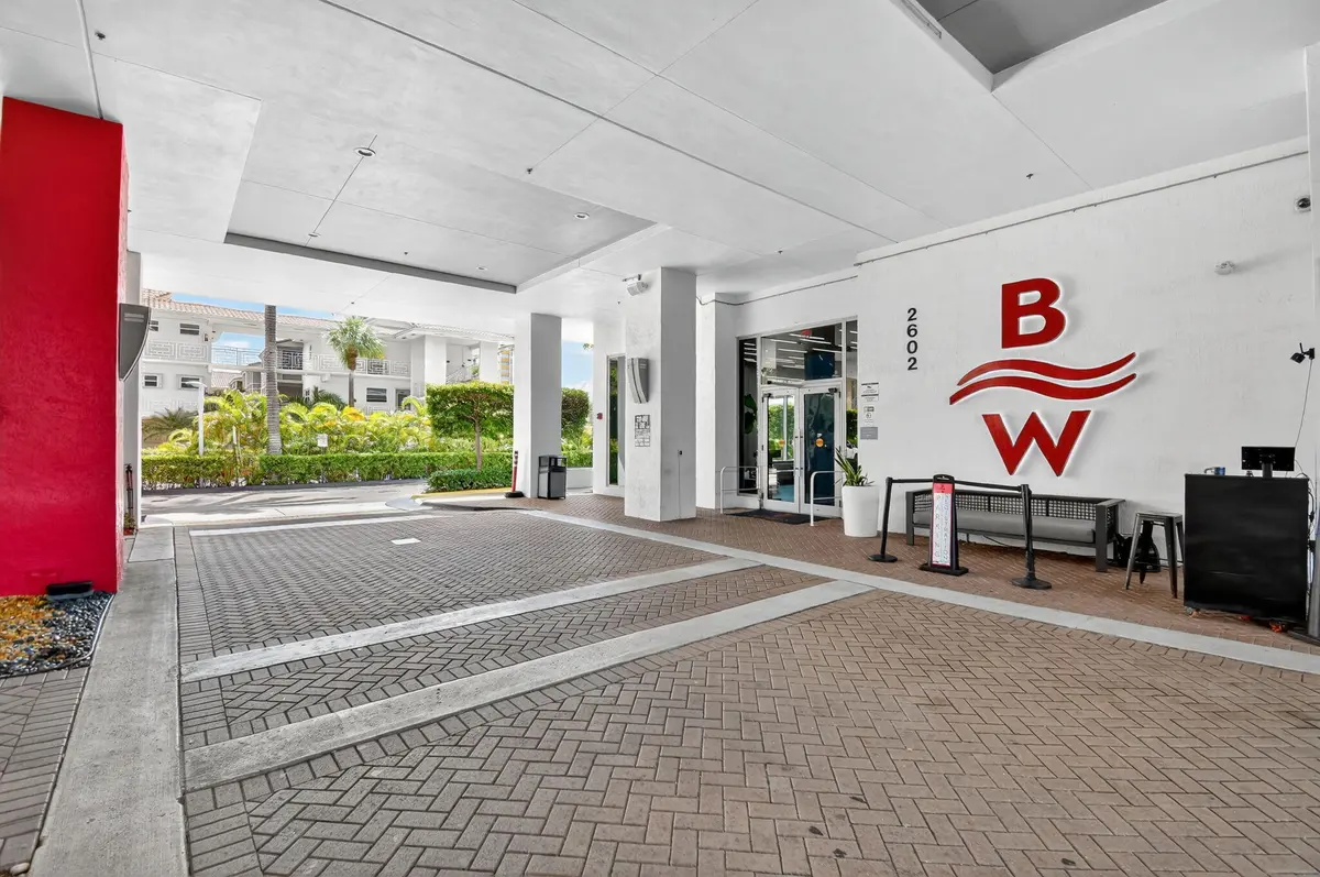 2-web-or-mls-002_DSC_9125 at 2602 E Hallandale Beach Boulevard R2210, Hallandale Beach