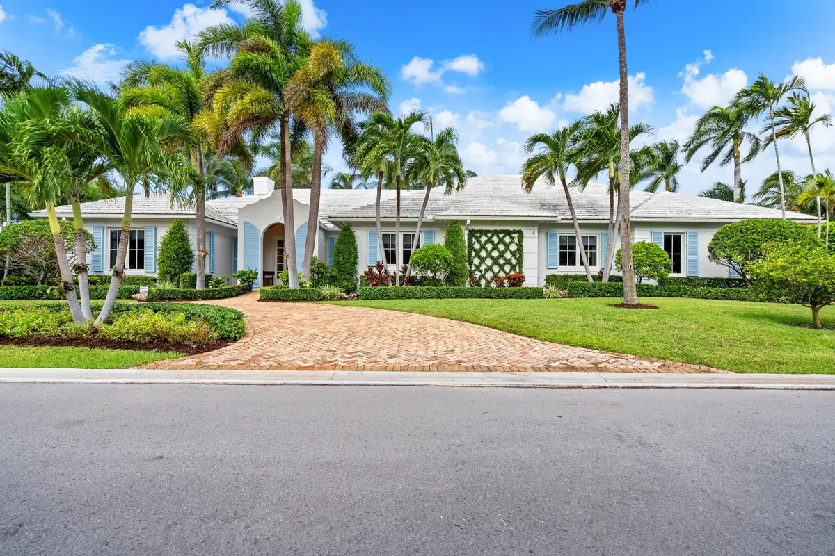 mls_FRONT_STRAIGHT_DT at 566 Palm Way, Gulf Stream