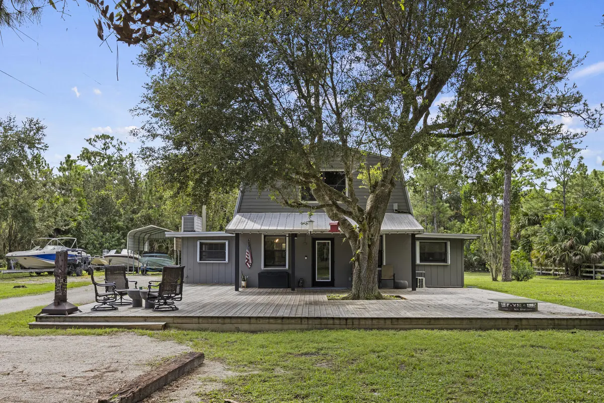 1_0o1a0347 at 5028 SW Moore Street, Palm City