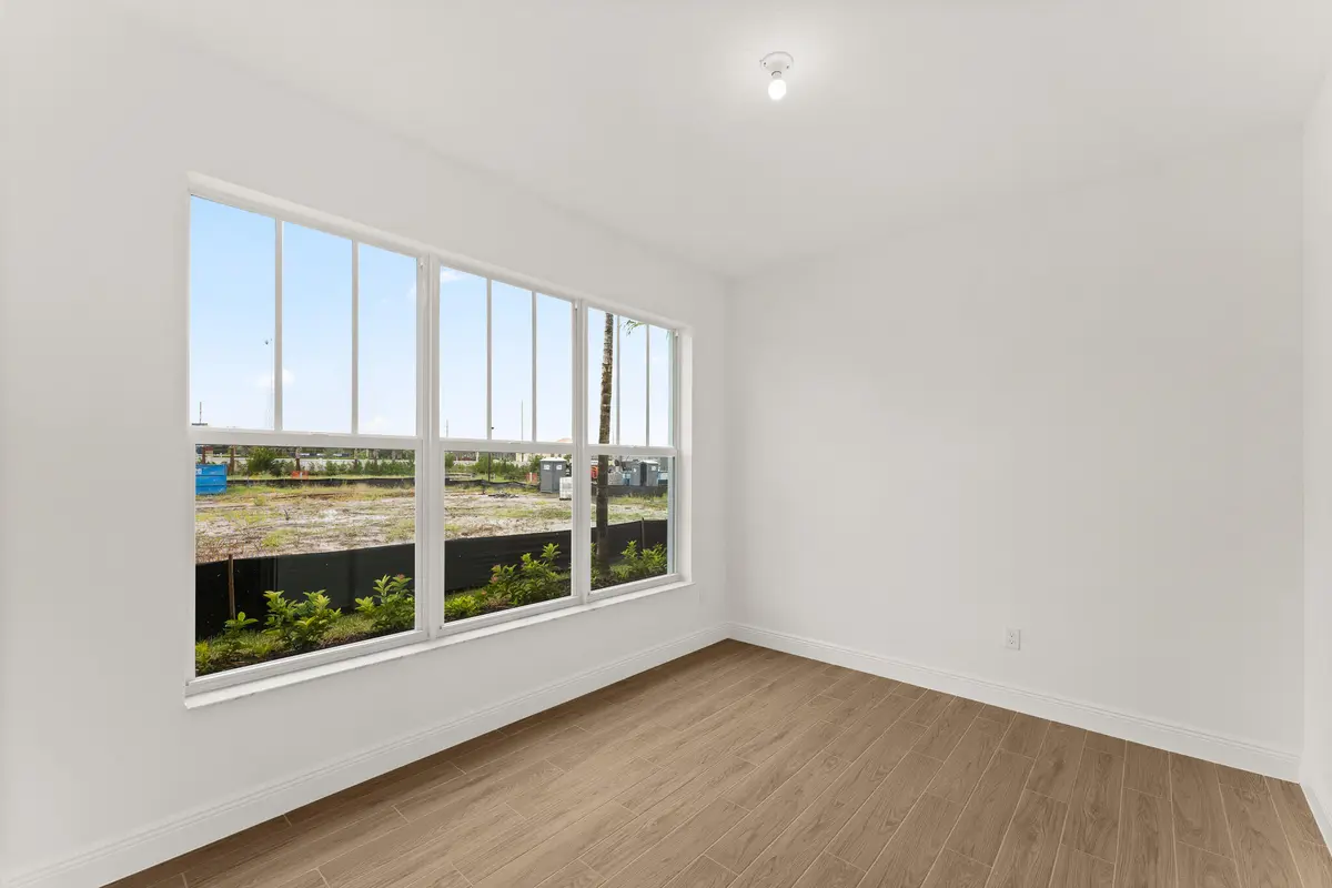 US_SEF_EASTWIND_LOT 88_dining at 3580 NW Solange Court, Jensen Beach