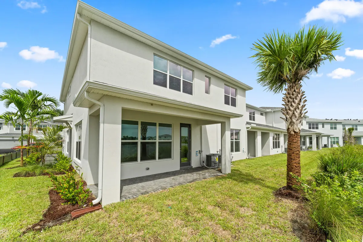 US_SEF_EASTWIND_LOT 88_lanai at 3580 NW Solange Court, Jensen Beach