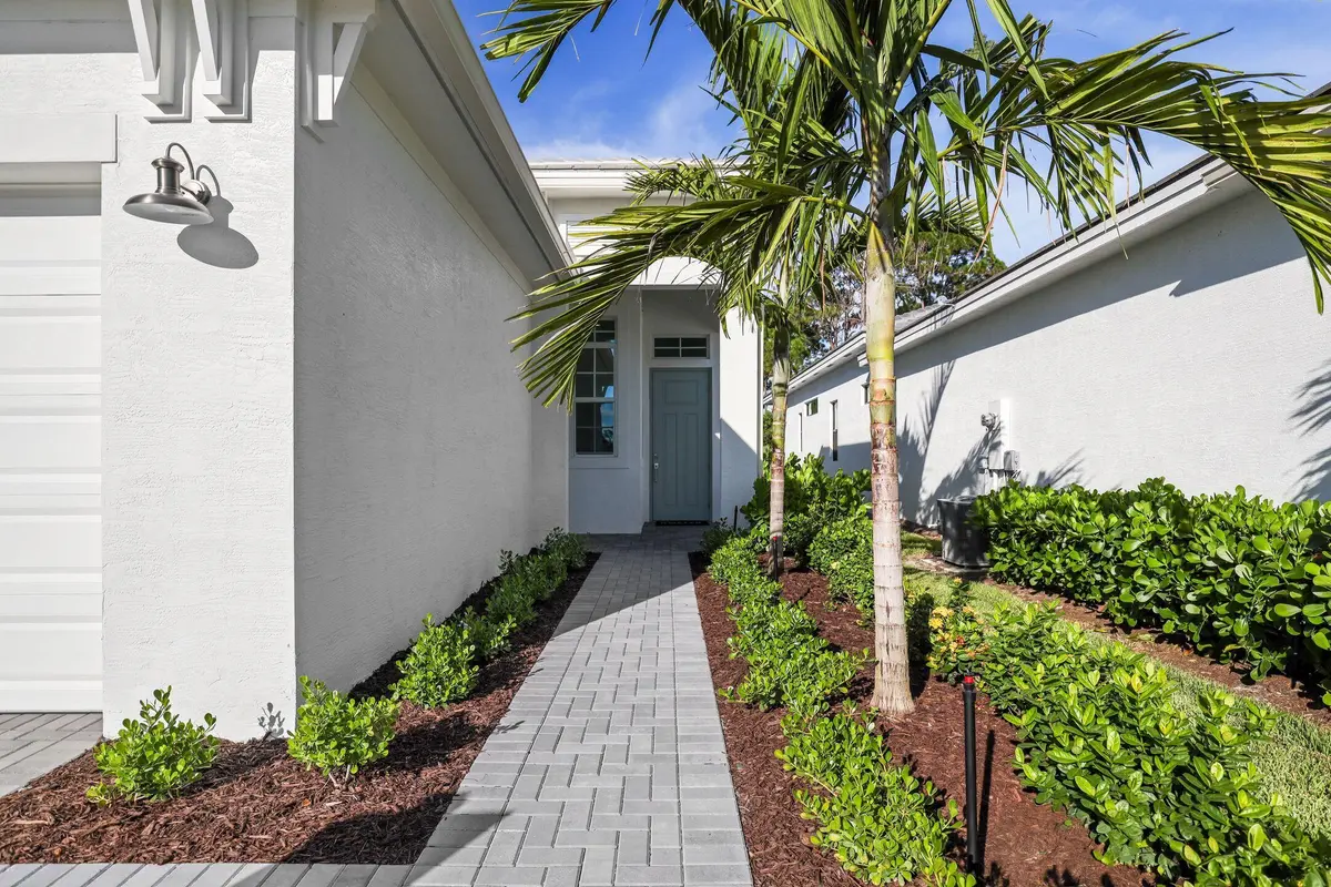 Front Exterior at 220 SE Via Sangro, Port St. Lucie
