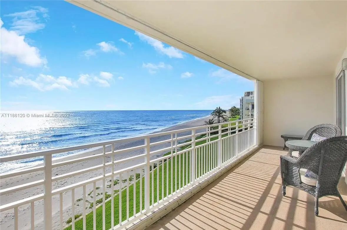 IMG_4879 at 350 S Beach Road 401, Tequesta