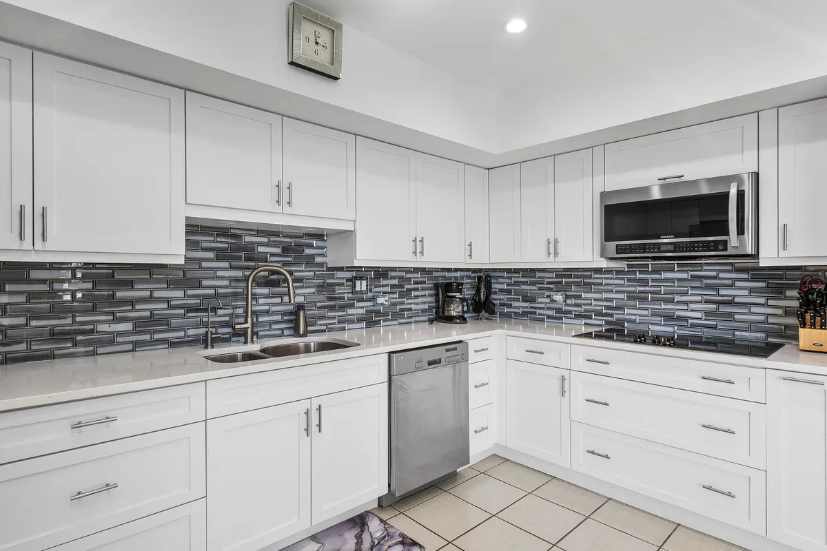 005-3120SouthOceanBoulevard-1502gor-Palm at 3120 S Ocean Boulevard 1502, Palm Beach