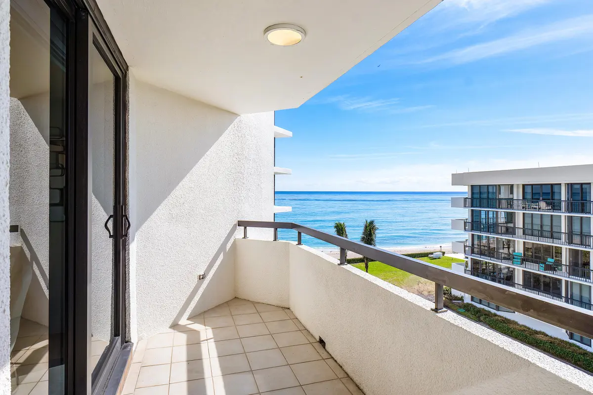 030-3120SouthOceanBoulevard-1502gor-Palm at 3120 S Ocean Boulevard 1502, Palm Beach