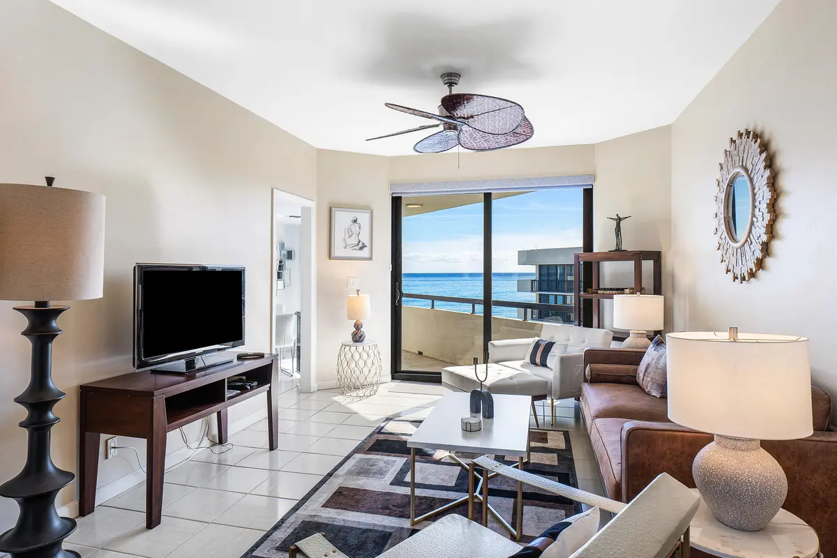 012-3120SouthOceanBoulevard-1502gor-Palm at 3120 S Ocean Boulevard 1502, Palm Beach
