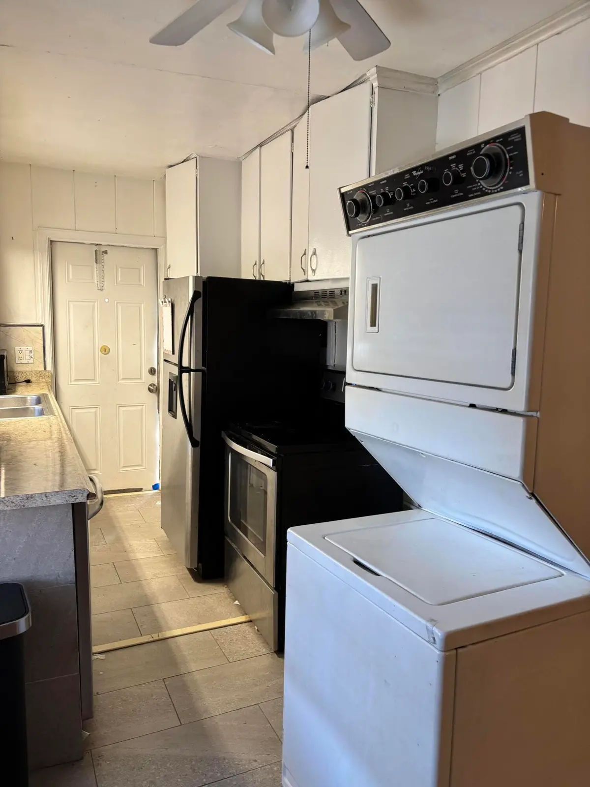 Washer & Dryer at 1025-1027 NE 16 Terrace, Fort Lauderdale