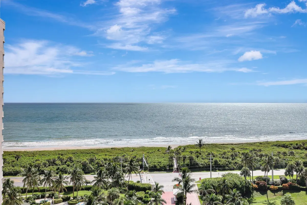 36-web-or-mls-632A3261 at 5049 N Highway A1a 1404, Hutchinson Island