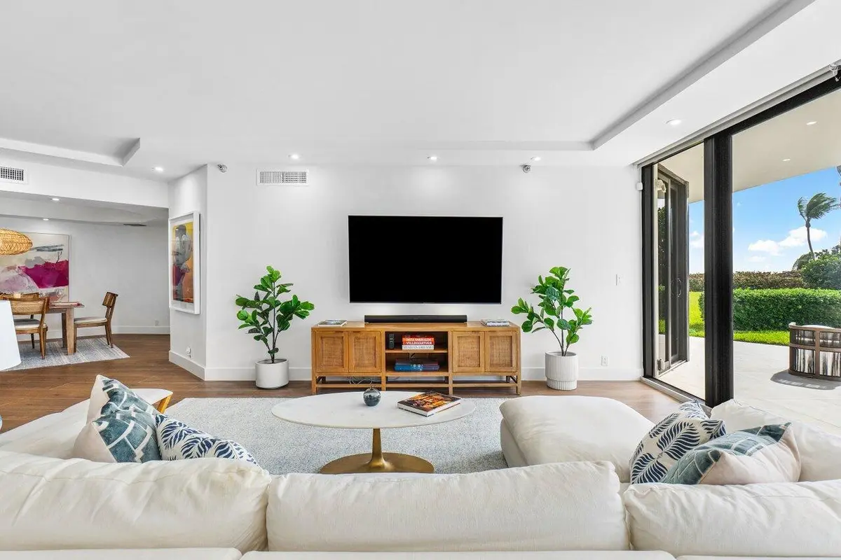004-3100SouthOceanBoulevard-105S-PalmBea at 3100 S Ocean Boulevard 105s, Palm Beach