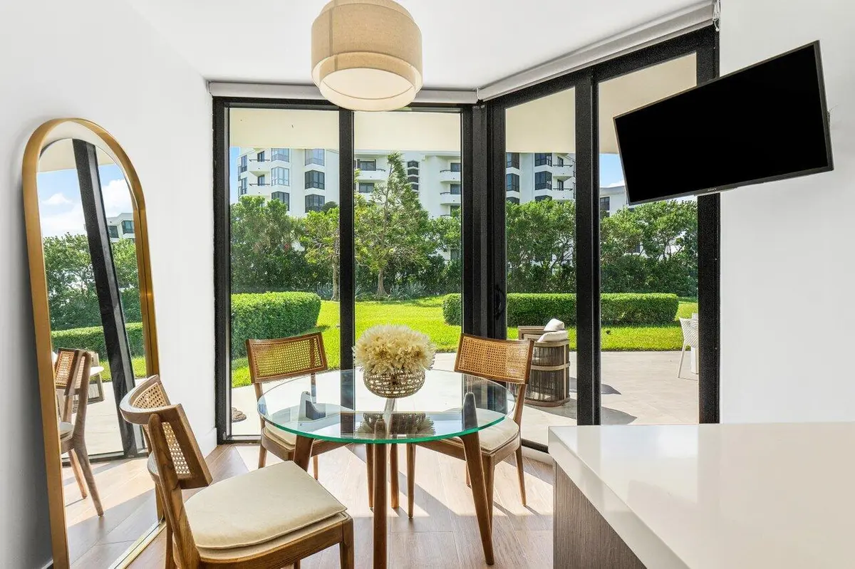 Breakfast Room at 3100 S Ocean Boulevard 105s, Palm Beach