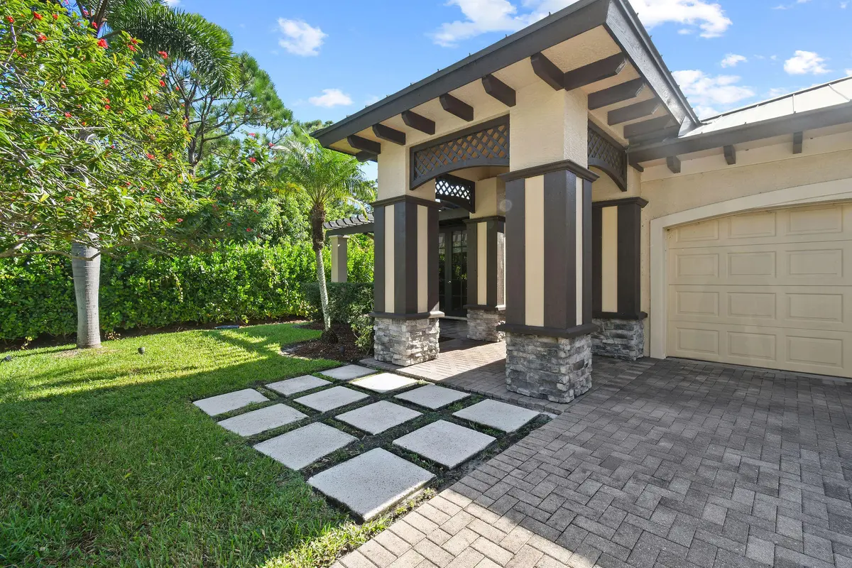 10405SESlashPineCt(5) at 10405 SE Slash Pine Court, Hobe Sound