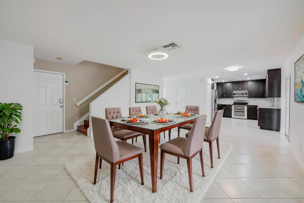 DSC_2331_2_3_4 - Dining Room - Modern - at 2882 SW Cape Breton Drive, Port St. Lucie