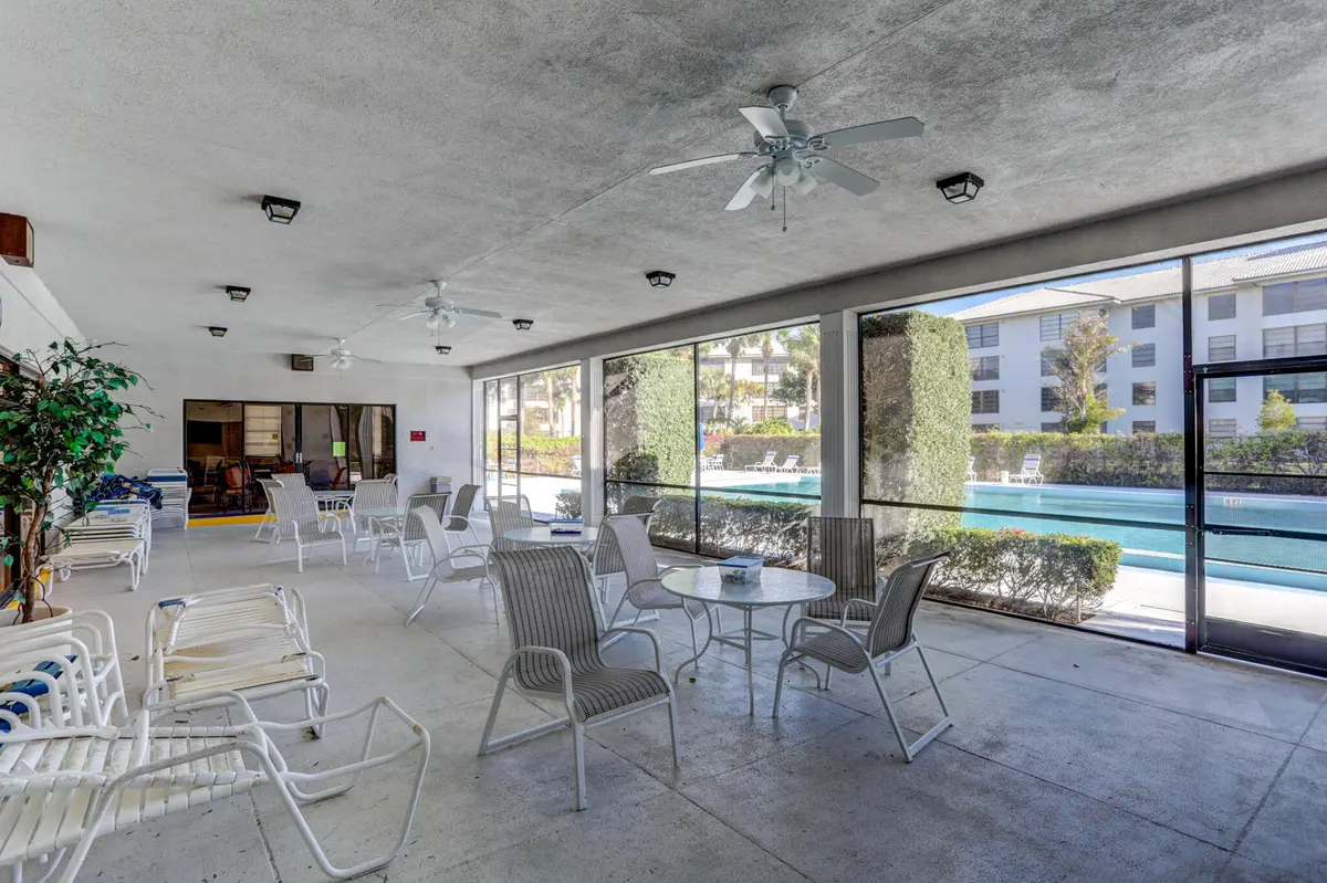 50-web-or-mls-IMG_0386_87_88_89_90 at 3516 Whitehall Drive 101, West Palm Beach