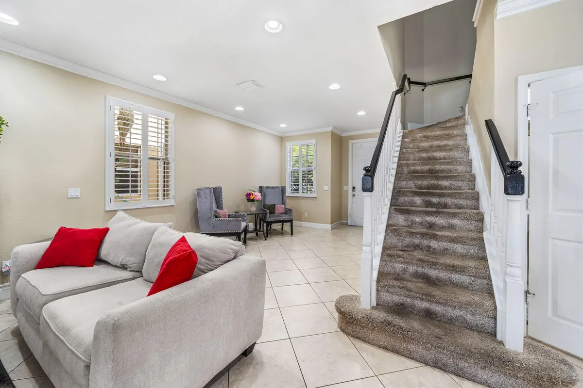 Living Room/Foyer at 1003 NW Leonardo Circle, Port St. Lucie