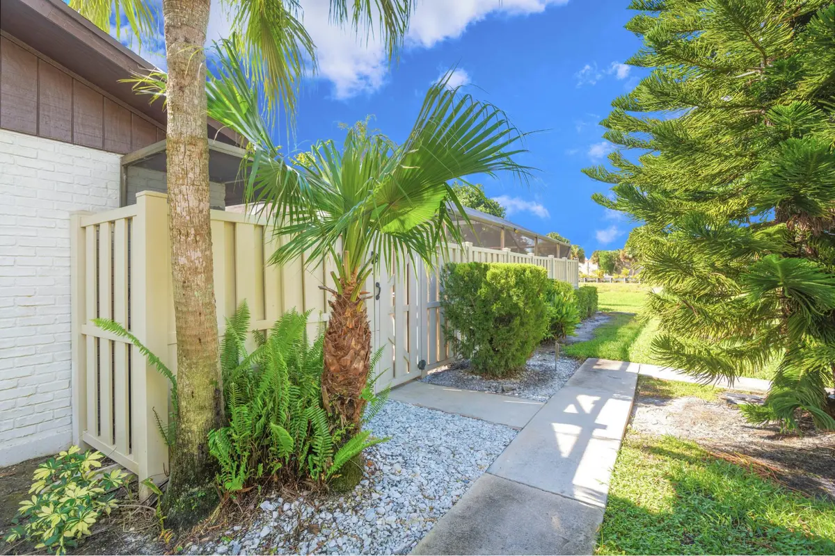 Outside at 9927 Boca Gardens Trail A, Boca Raton