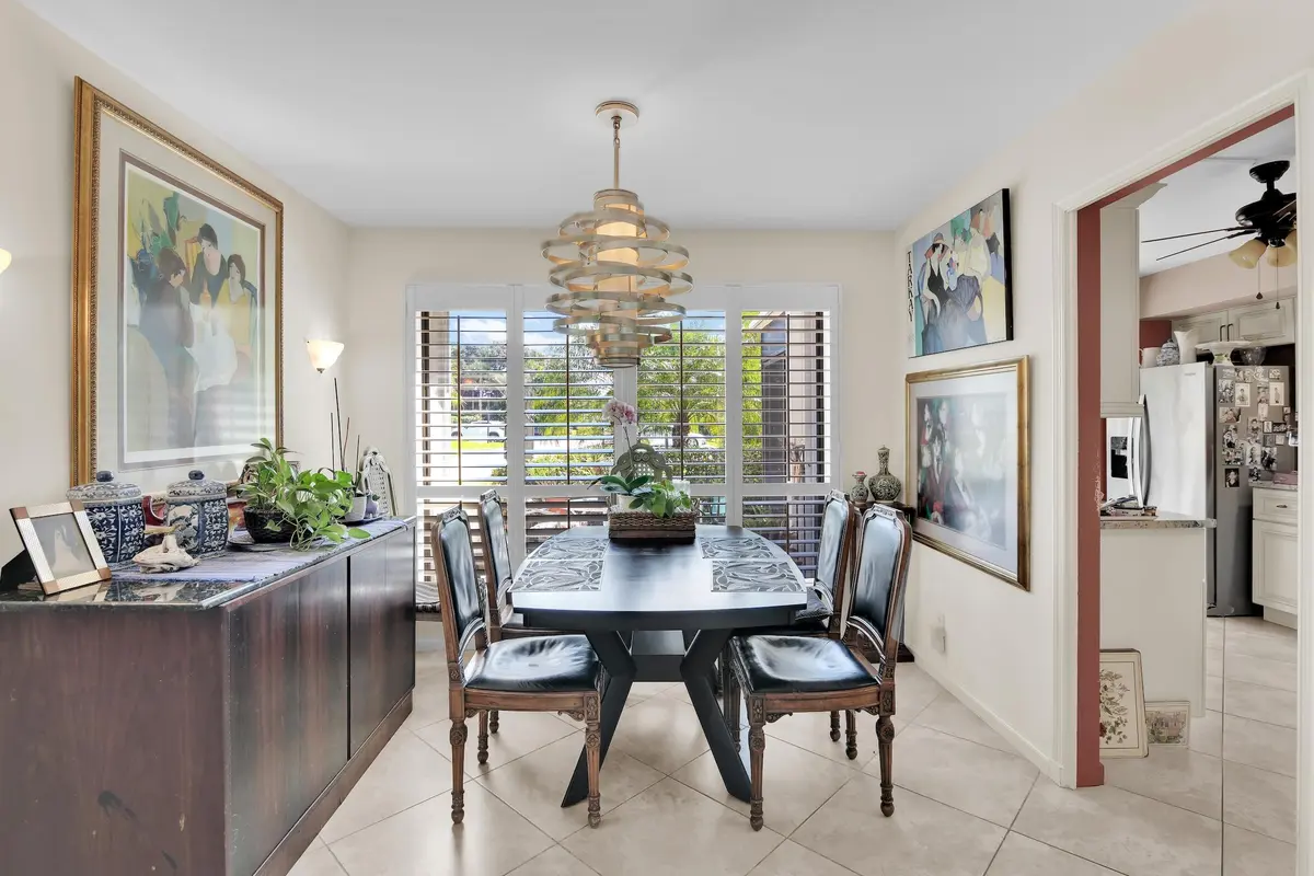 Dining at 3627 Quail Ridge Drive A, Boynton Beach