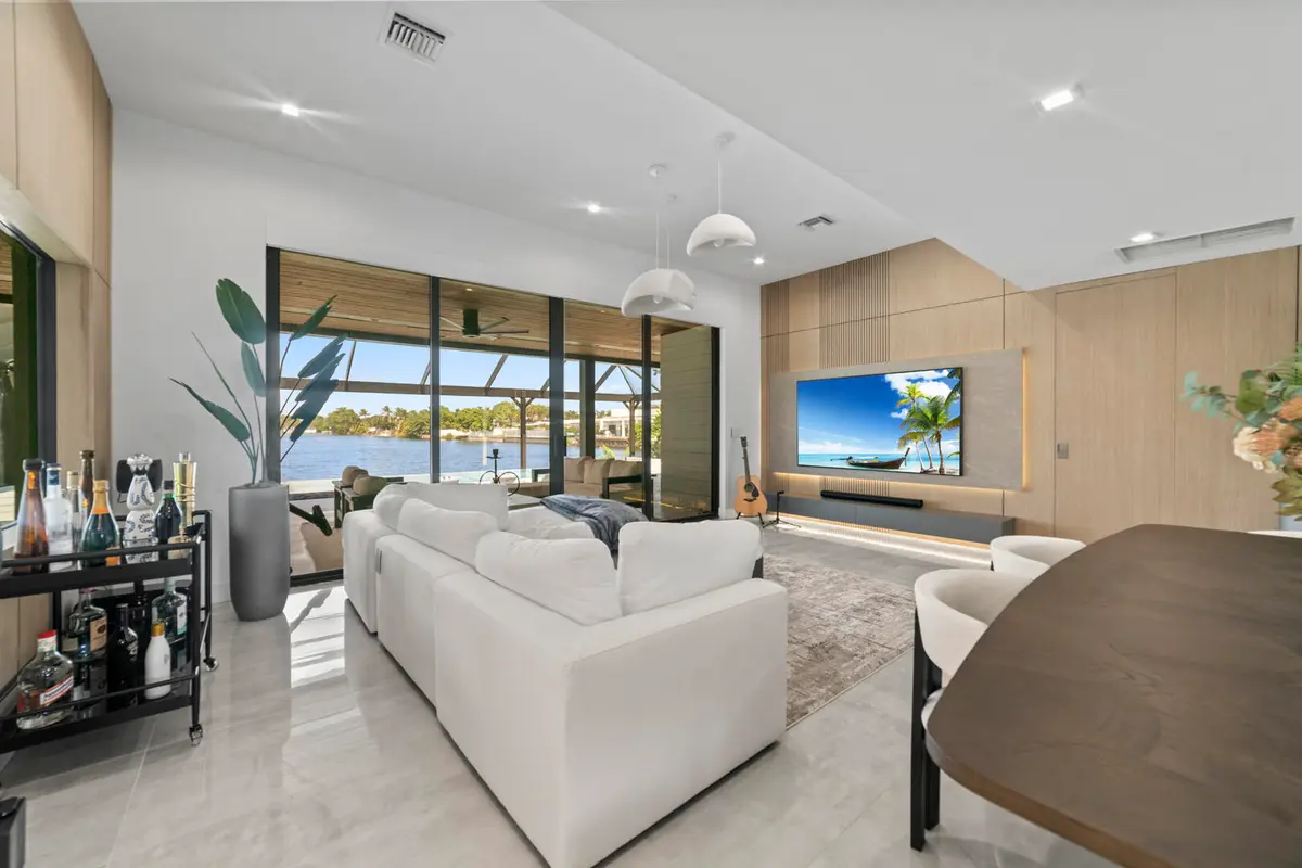 2511 NE 209th Terrace, Miami, FL – photo 6