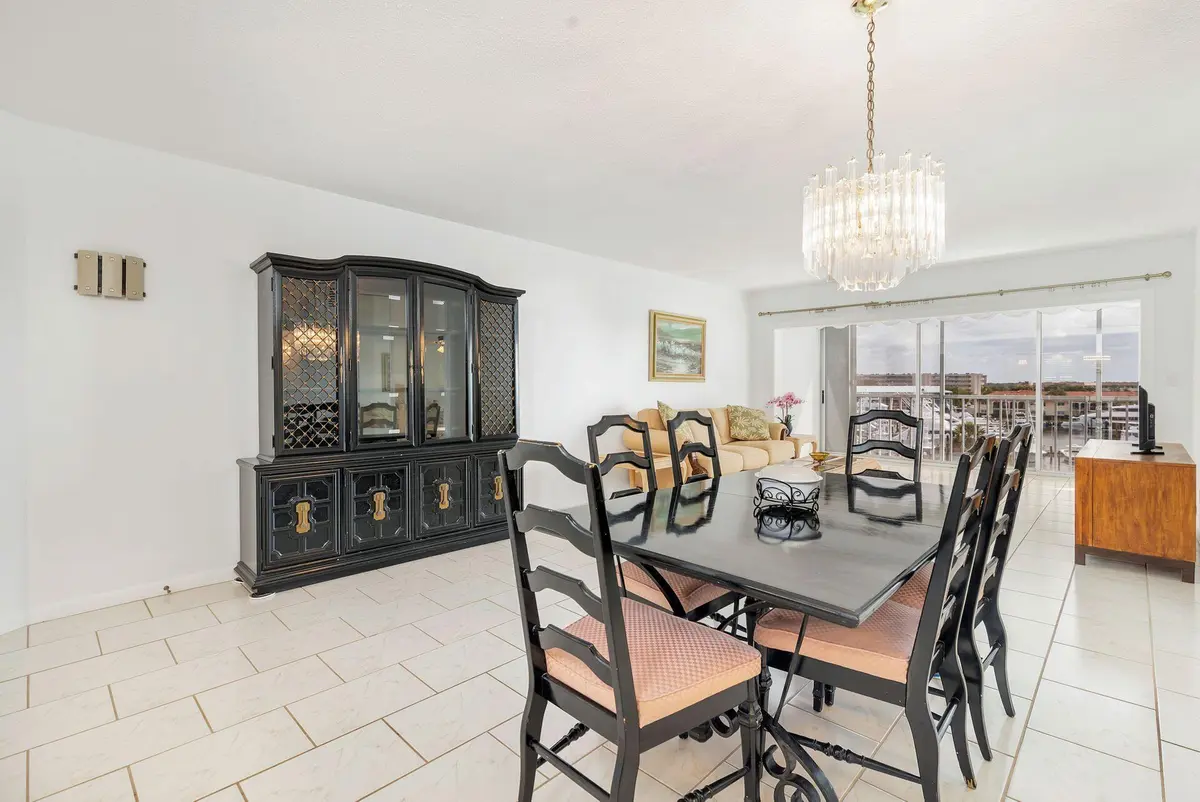 907 Marina Drive 402, North Palm Beach, FL – photo 6
