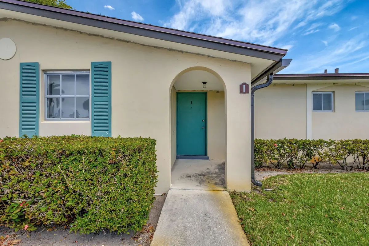 3-web-or-mls-3 (11) at 2966 Ashley Dr Drive I, West Palm Beach