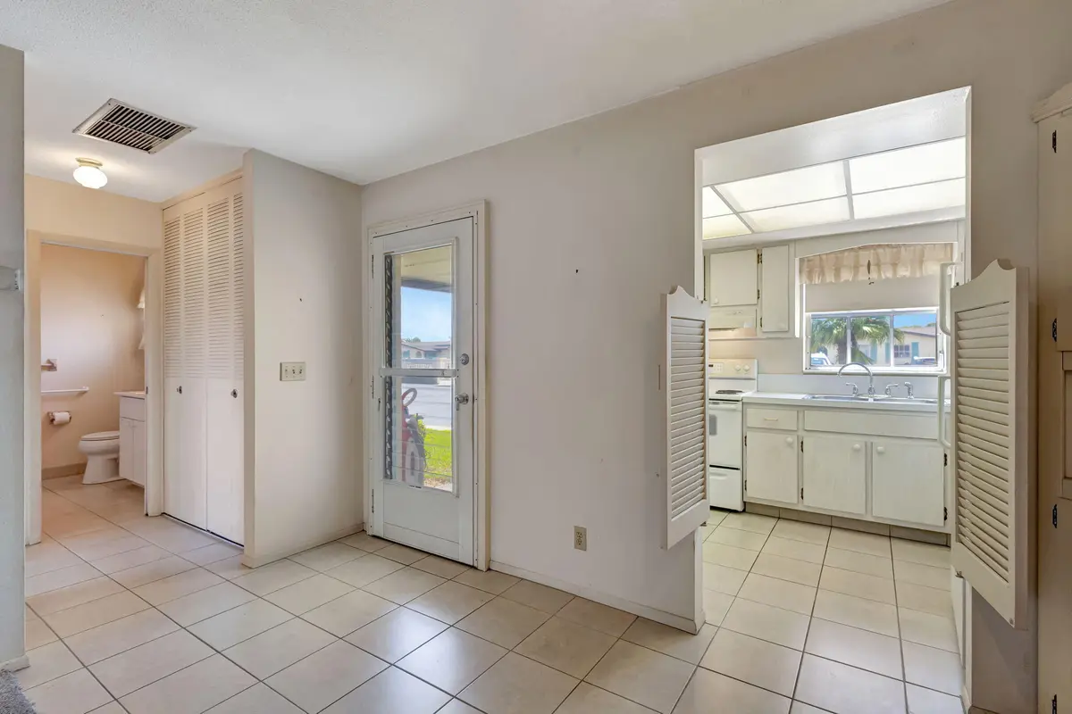 8-web-or-mls-3 (66) at 2966 Ashley Dr Drive I, West Palm Beach
