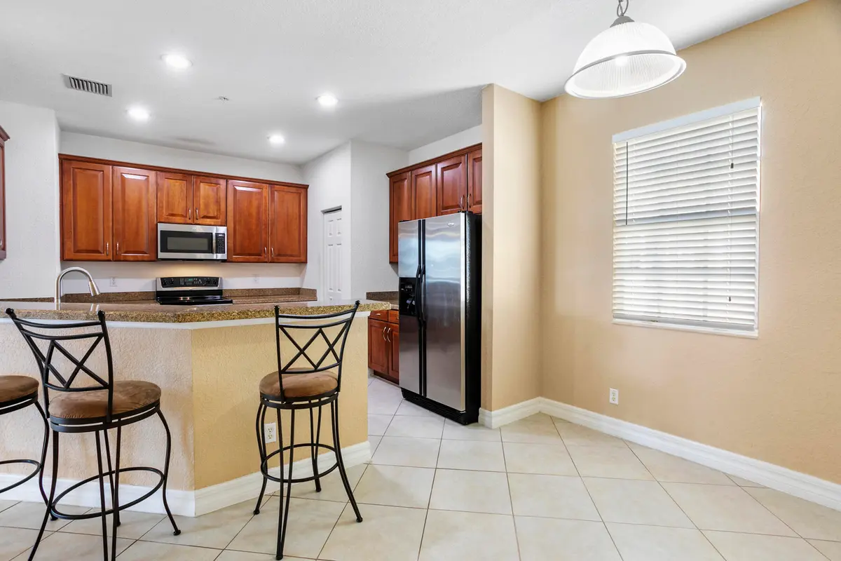 114_L-Berry_32_MLS at 114 Locustberry Lane 101, Jupiter