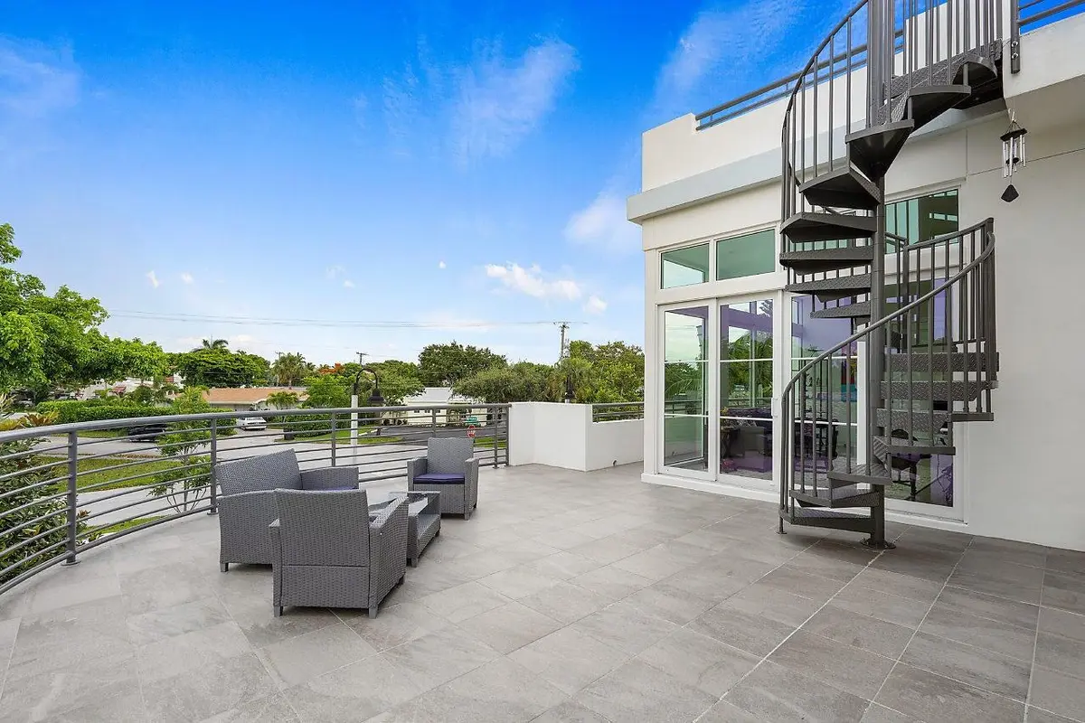 20190624194100337907000000-o at 226 Palm Court, Delray Beach
