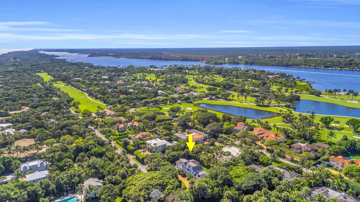 115_dji_20251031121840_0399_d1 at 44 S Beach Road, Jupiter Island