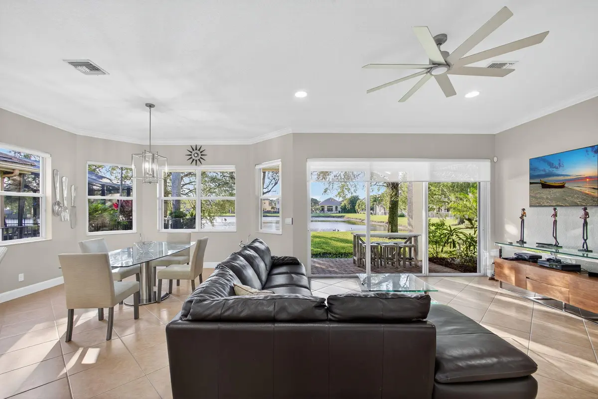 Family Room at 3563 Birague Drive, Wellington
