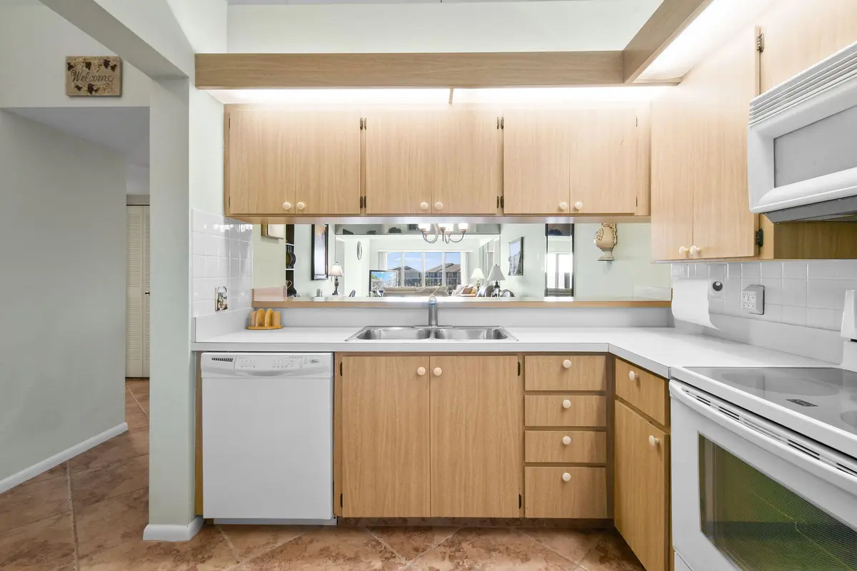 1601MarinaIsleWay#505-Part2(10) at 1601 Marina Isle Way 505, Jupiter