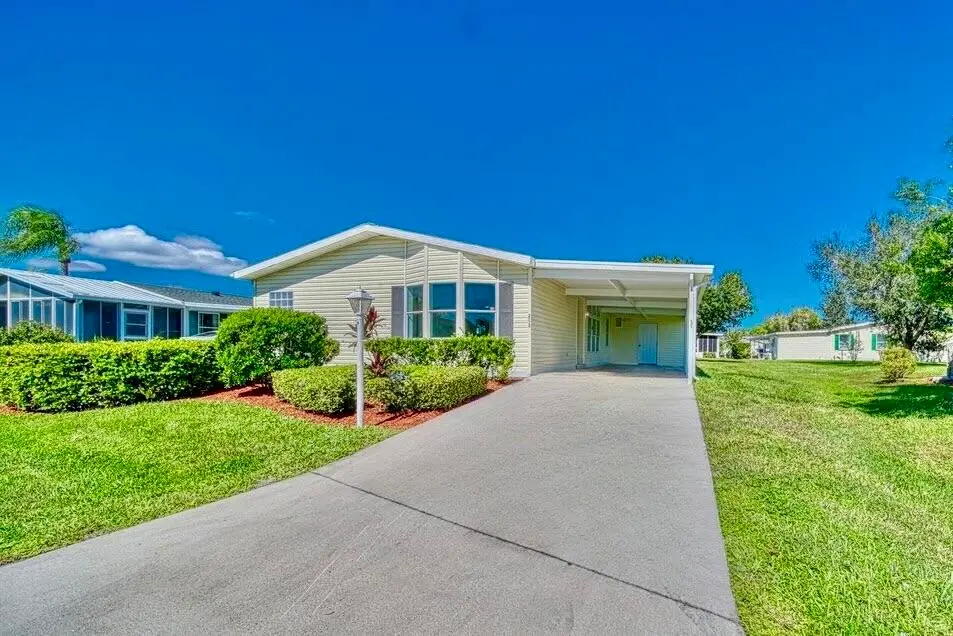Photo at 2824 Nine Iron Drive, Port St. Lucie