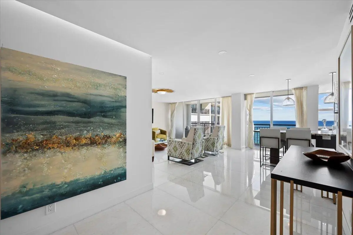 view from entry at 2000 S Ocean Boulevard 11-D, Boca Raton