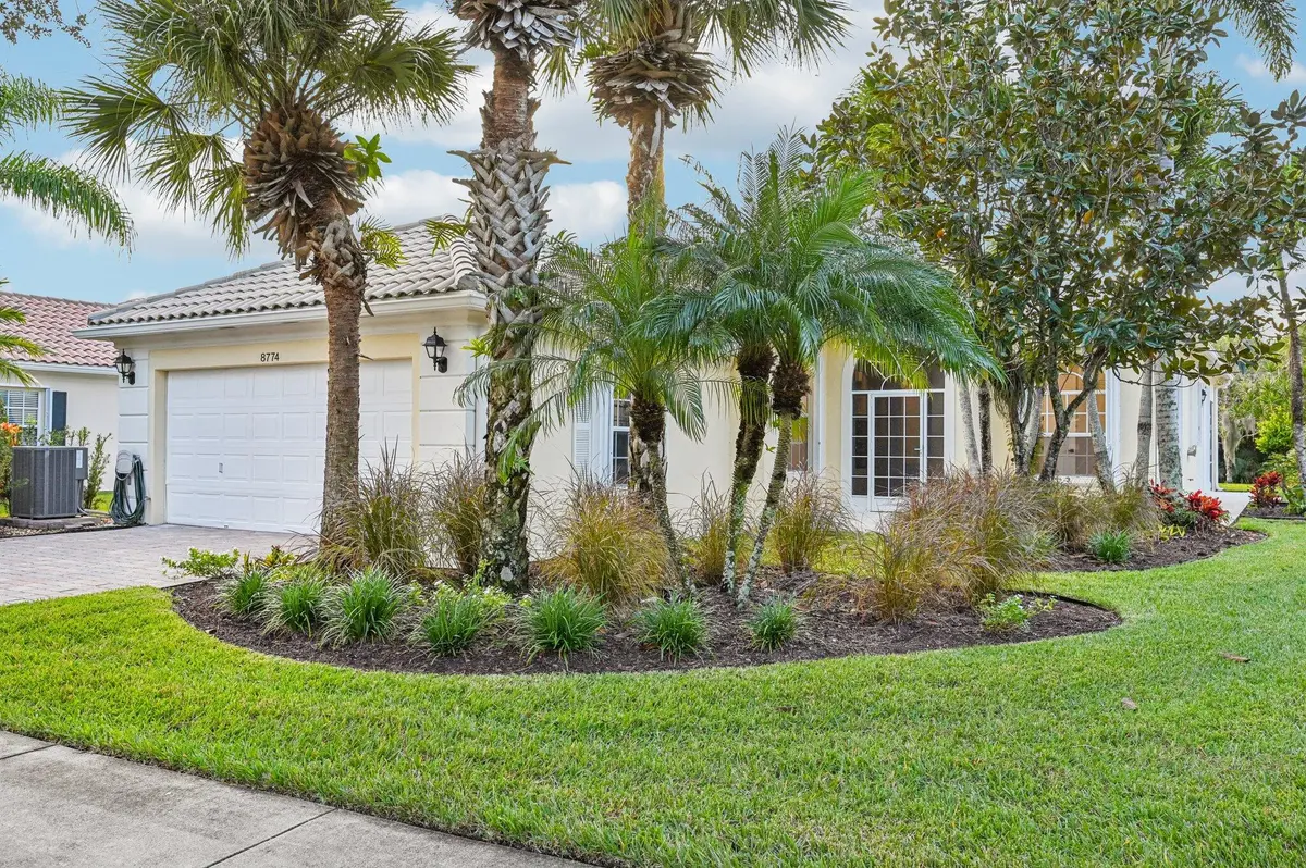 2-web-or-mls-SE Retreat Dr-S0611-002 at 8774 SE Retreat Drive, Hobe Sound