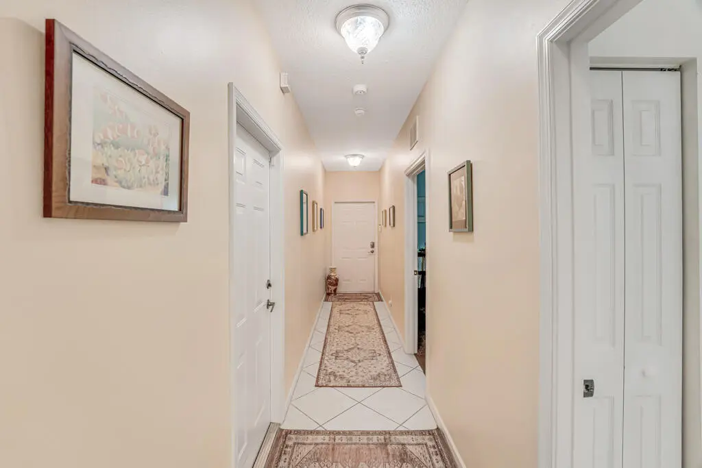 9889 Galleon Drive, West Palm Beach, FL – photo 4