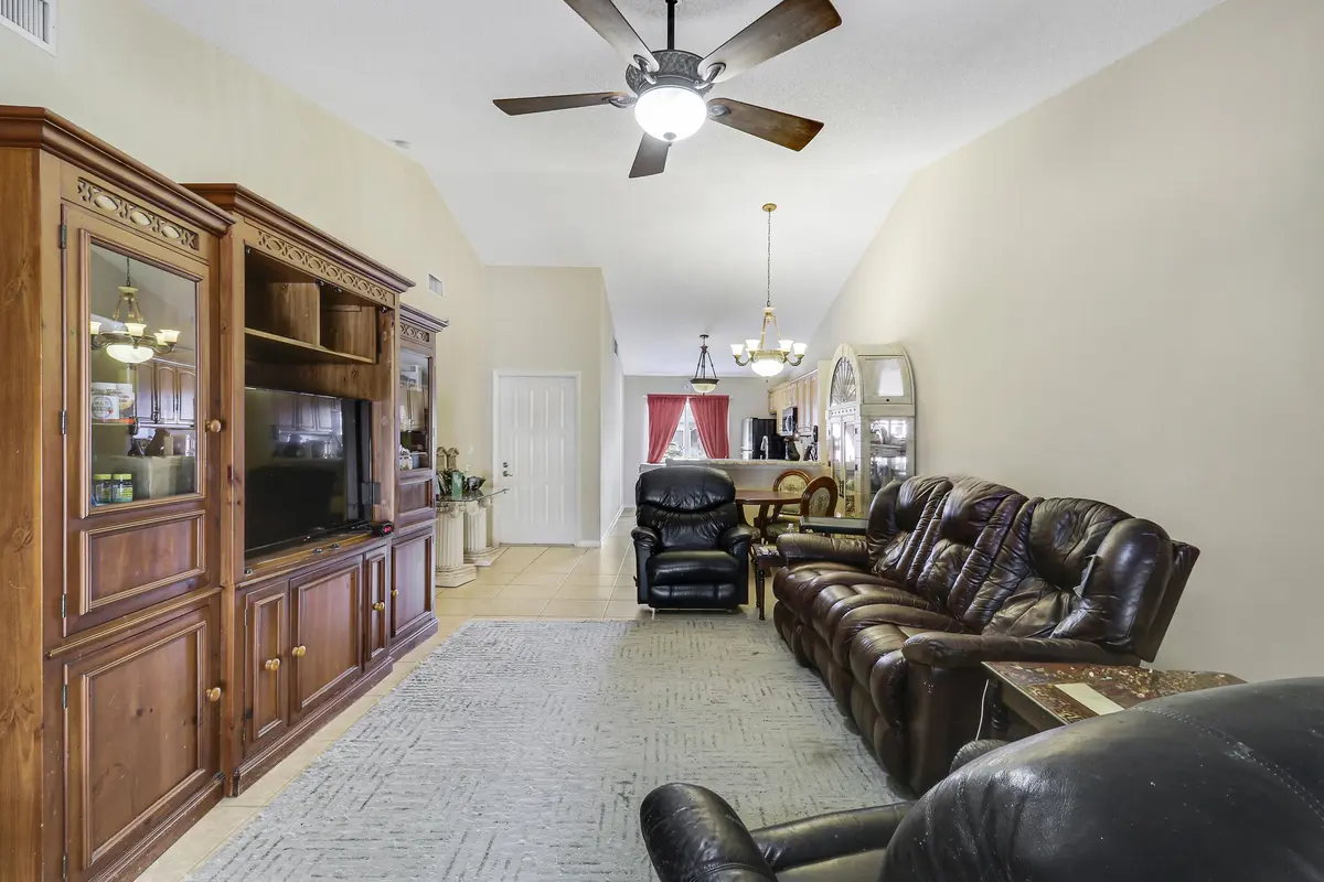 Open concept at 146 Moccasin Trail, Jupiter