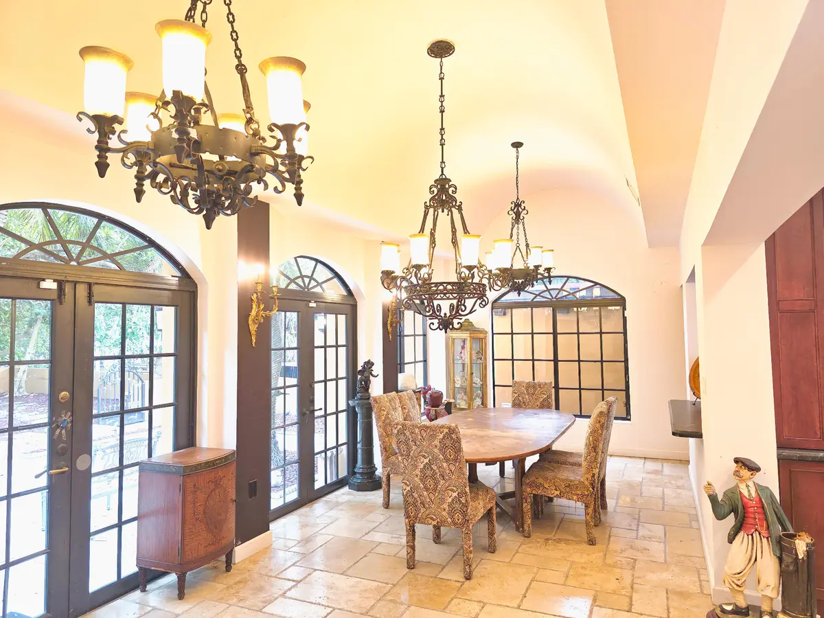 DINING ROOM at 4200 N Surf Road, Hollywood