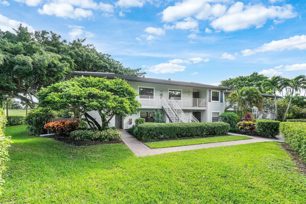 Exterior Front at 38 Southport Lane A, Boynton Beach